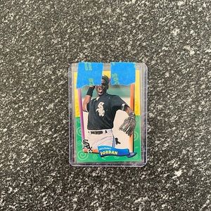 Michael Jordan Baseball Upper Deck Fun Pack Rookie